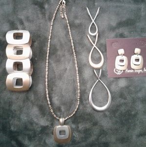 Premier designs 9 pc. collection